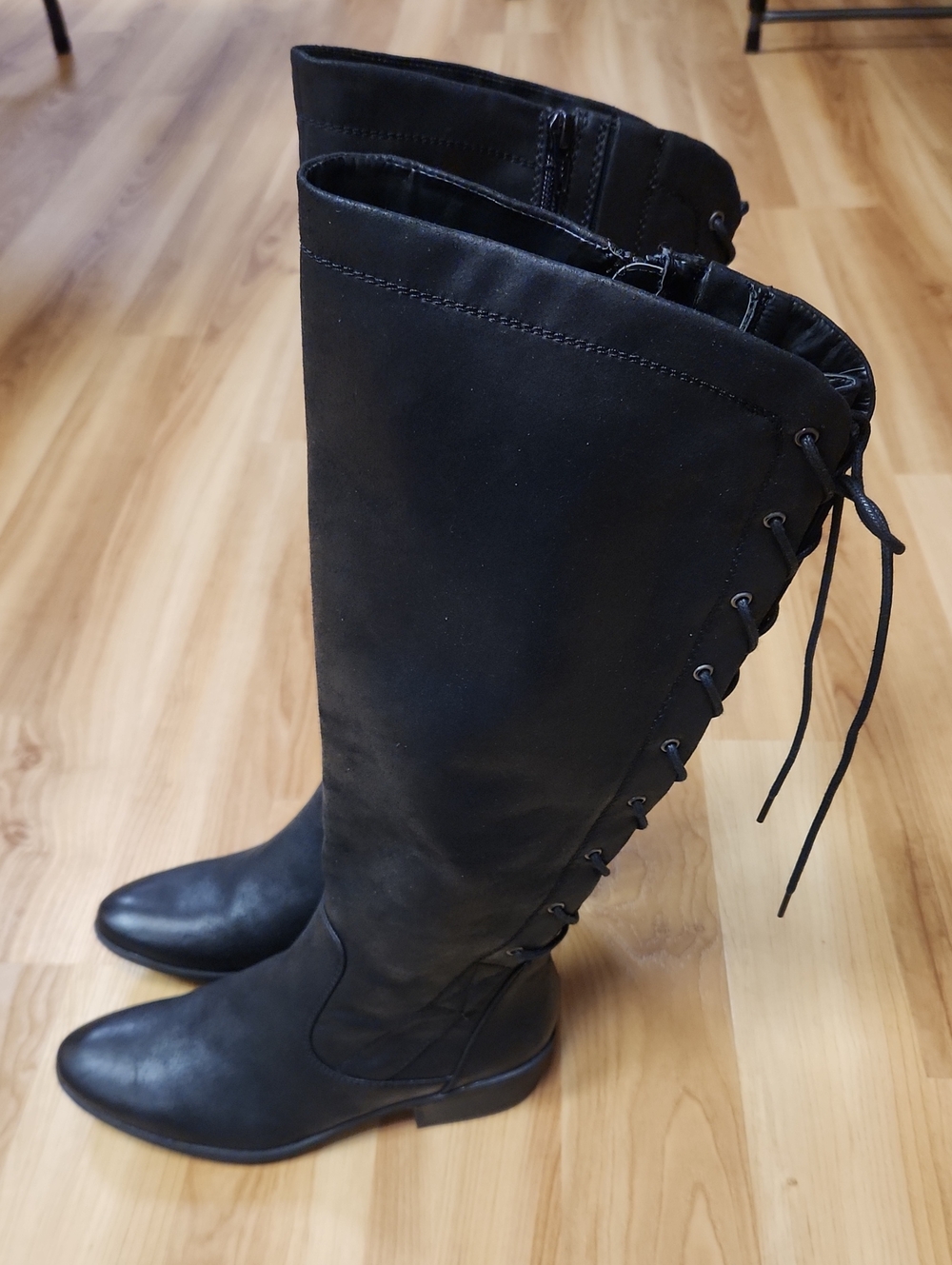 BareTraps GARDYNA Women's Black Knee-High Lace-Up Boots sz. 7.5